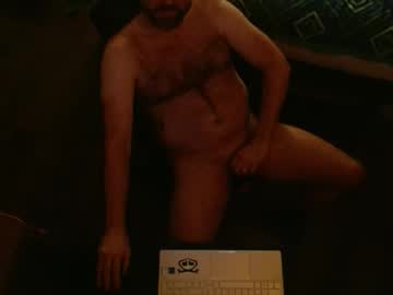 Flyinpig Chaturbate stream image from February 16, 2026