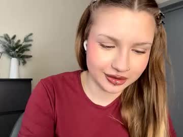 Rachellemontag Chaturbate stream image from February 16, 2026