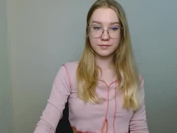Abbymoore__ Chaturbate stream image from February 16, 2026