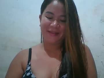 Bhubbles Chaturbate stream image from February 16, 2026