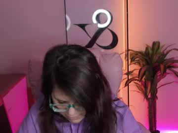 Ariell_Mini Chaturbate stream image from February 16, 2026