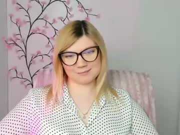 Molly_Moree Chaturbate stream image from February 16, 2026