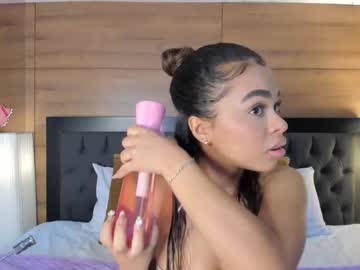 Coralineross_ Chaturbate stream image from February 16, 2026