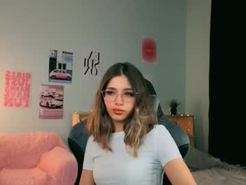 Dinnerwithflowers Chaturbate stream image from February 16, 2026