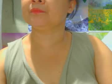 Prettynhing Chaturbate stream image from February 16, 2026