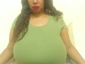 Boobyqueen24 Chaturbate stream image from February 16, 2026