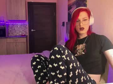 Enili3000 Chaturbate stream image from February 16, 2026