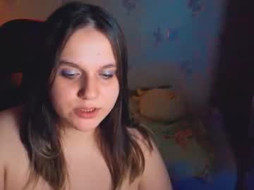 Kristyxfoxy Chaturbate stream image from February 16, 2026