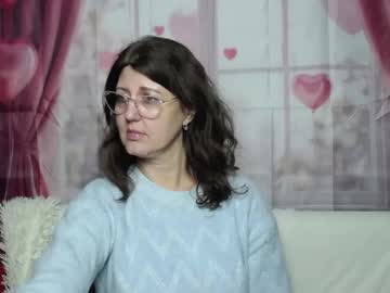 Rosehille Chaturbate stream image from February 16, 2026