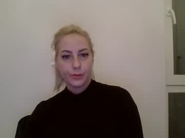 Kriss_Grace Chaturbate stream image from February 16, 2026