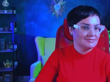 Lauradavidsons Chaturbate stream image from February 16, 2026