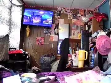 Mumnxdor Chaturbate stream image from February 16, 2026
