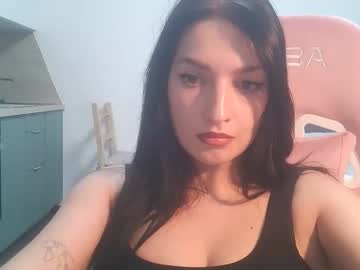 Marisha_Well Chaturbate stream image from February 16, 2026