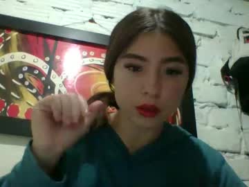 Raquel2411 Chaturbate stream image from February 16, 2026
