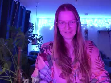 Milf_Tara36 Chaturbate stream image from February 16, 2026