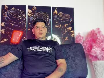 Winy_Hot Chaturbate stream image from February 17, 2026