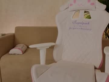 Eva_Daviss Chaturbate stream image from February 17, 2026