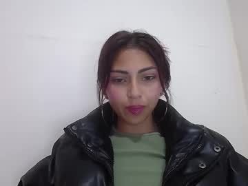 Elody_J Chaturbate stream image from February 17, 2026