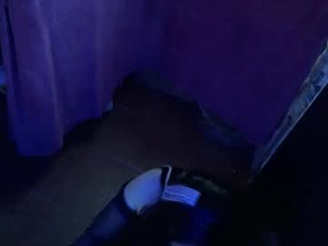 Catbombon Chaturbate stream image from February 17, 2026