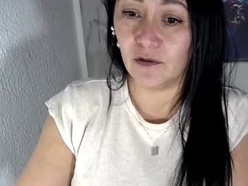 Julianawet_25 Chaturbate stream image from February 17, 2026