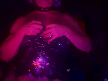 Kaeleeslut55 Chaturbate stream image from February 17, 2026