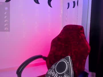 Yuki_Cross Chaturbate stream image from February 17, 2026