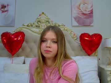 Hallybradley Chaturbate stream image from February 17, 2026