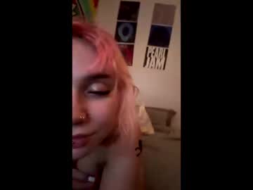 Alisyngetslost Chaturbate stream image from February 17, 2026