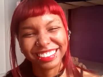 Catinahernadez Chaturbate stream image from February 17, 2026