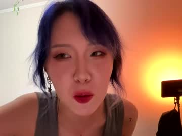Kitsunevel Chaturbate stream image from February 17, 2026