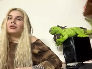 Sandisyas Chaturbate stream image from February 17, 2026