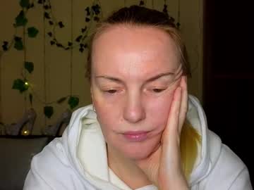 Bella_Hadatt Chaturbate stream image from February 17, 2026