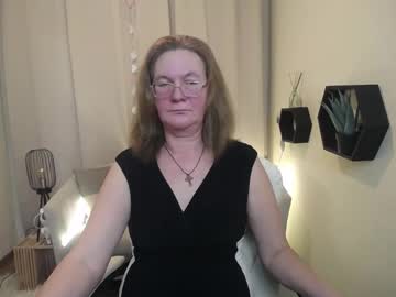 Holymilfa Chaturbate stream image from February 17, 2026