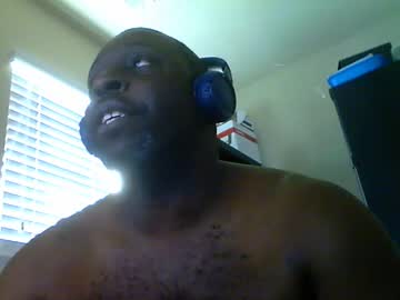 Junbug8812 Chaturbate stream image from February 17, 2026