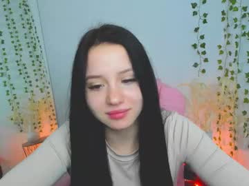 Little_Sweet1ie Chaturbate stream image from February 17, 2026