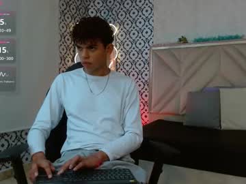 Keahi_Tay Chaturbate stream image from February 17, 2026