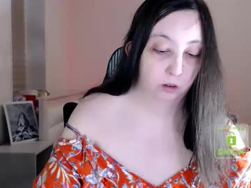 Hot_And_Pretty Chaturbate stream image from February 17, 2026