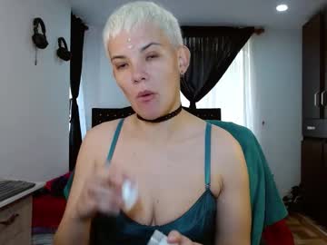 Noahakeew Chaturbate stream image from February 17, 2026