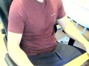 Darkthoughtsahead Chaturbate stream image from February 17, 2026