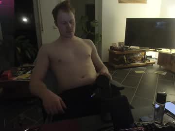 Mrzaasch Chaturbate stream image from February 17, 2026
