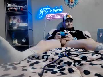 Pippylongdickin Chaturbate stream image from February 17, 2026