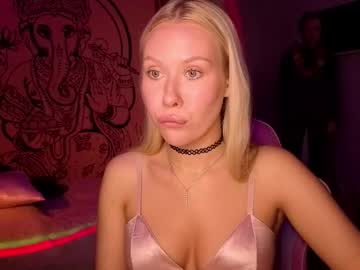 Pureeangel Chaturbate stream image from February 17, 2026