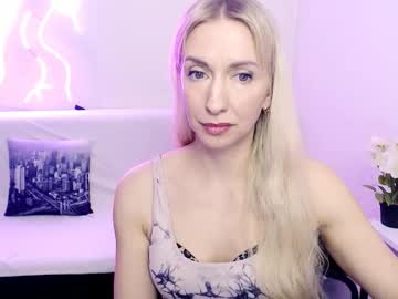 Cute_Smile_Shy stream image from February 17, 2026