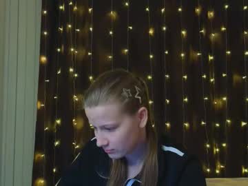Lisabethwaybright Chaturbate stream image from February 17, 2026