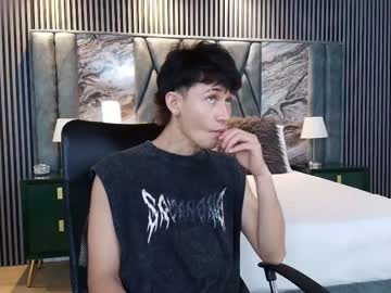 Michaeel_Blue Chaturbate stream image from February 17, 2026