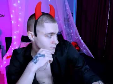 Thomas_Crow Chaturbate stream image from February 17, 2026