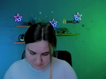 Dina_Bloom Chaturbate stream image from February 17, 2026