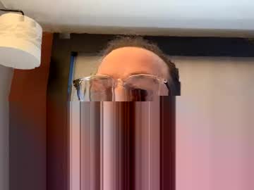 Ronald2774 Chaturbate stream image from February 17, 2026