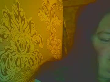 Helgalux Chaturbate stream image from February 17, 2026