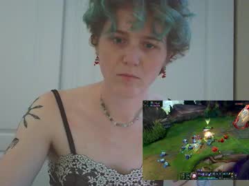 Ariwants stream image from February 18, 2026